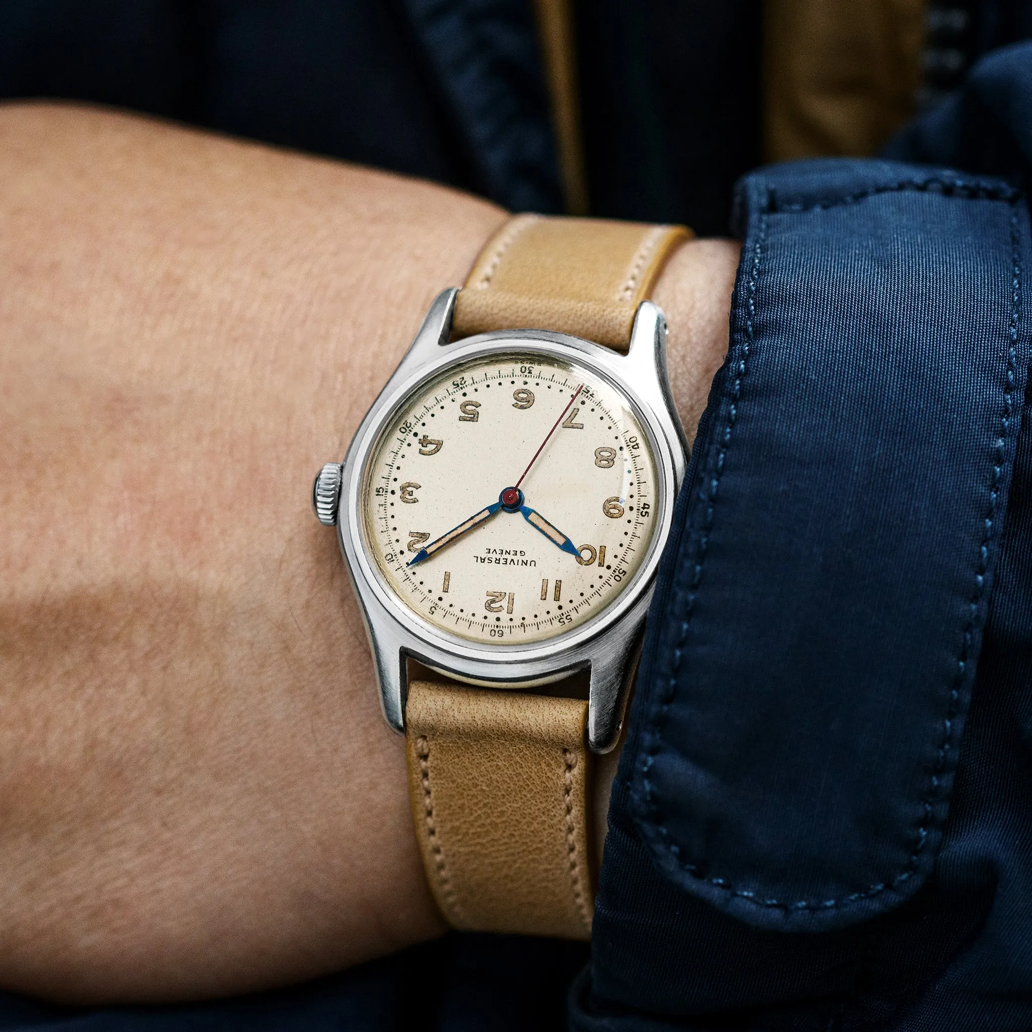 1945 Universal Genève Field Watch