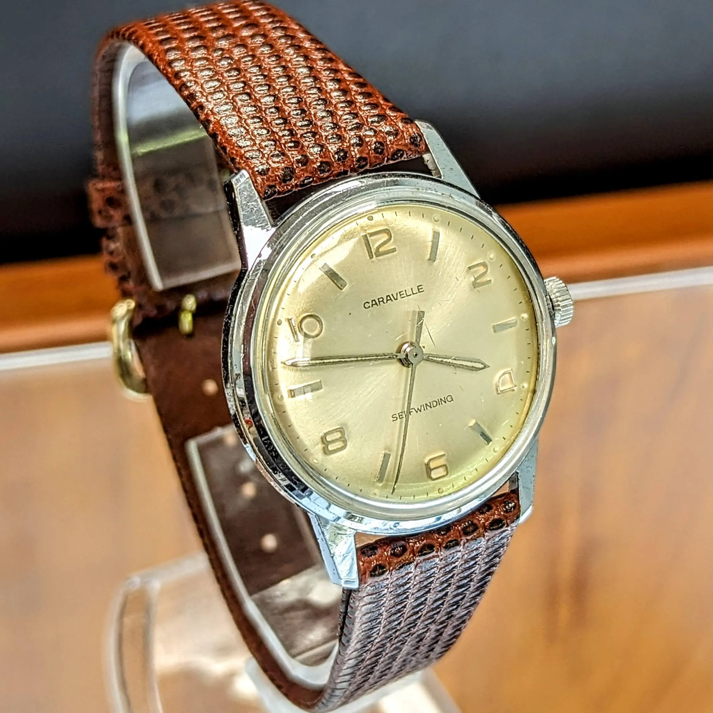 1964 CARAVELLE Selfwinding Wristwatch by Bulova – Vintage Swiss Watch