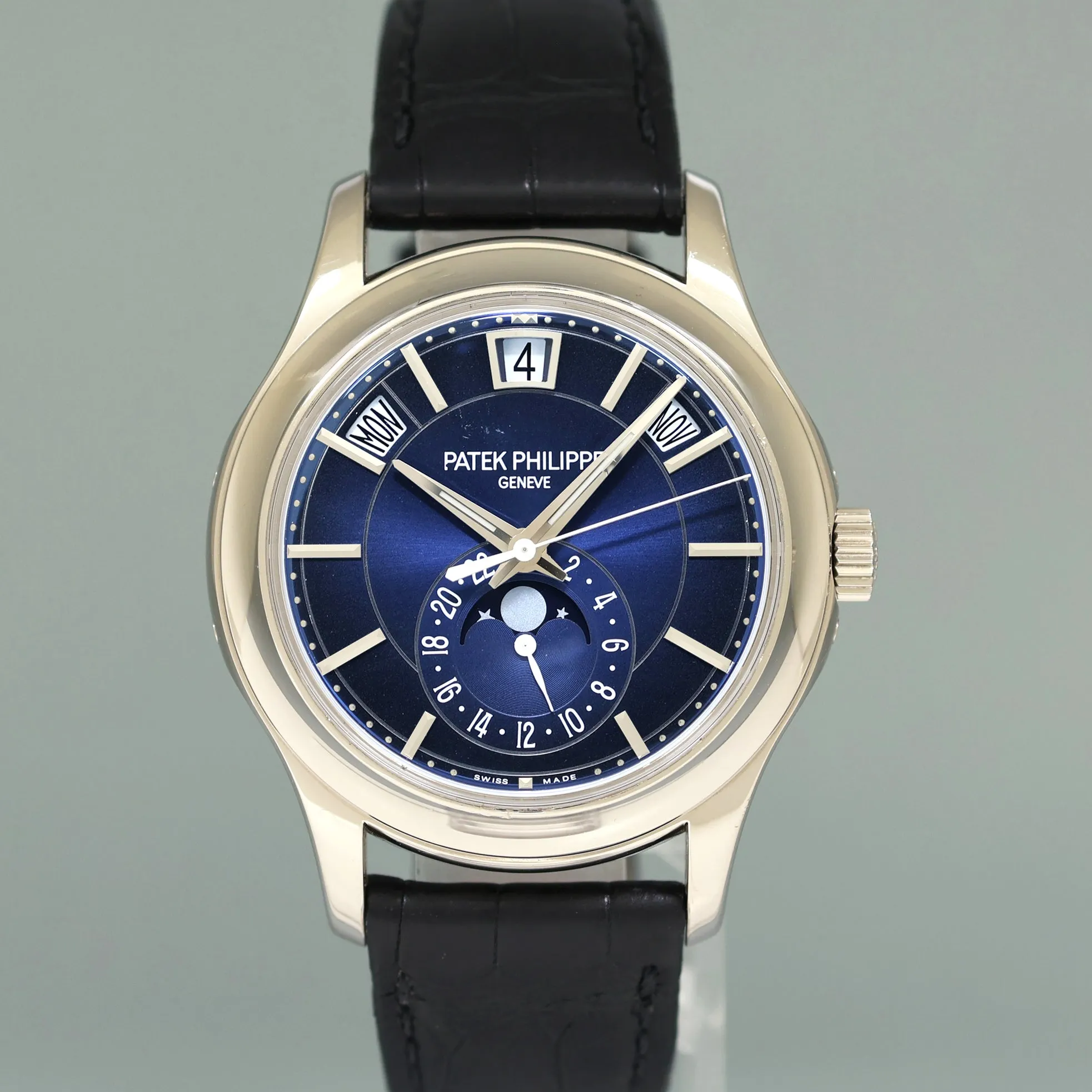 2022 PAPERS Patek Philippe 5205G White Gold Annual Calendar Moon Phase Blue Watch