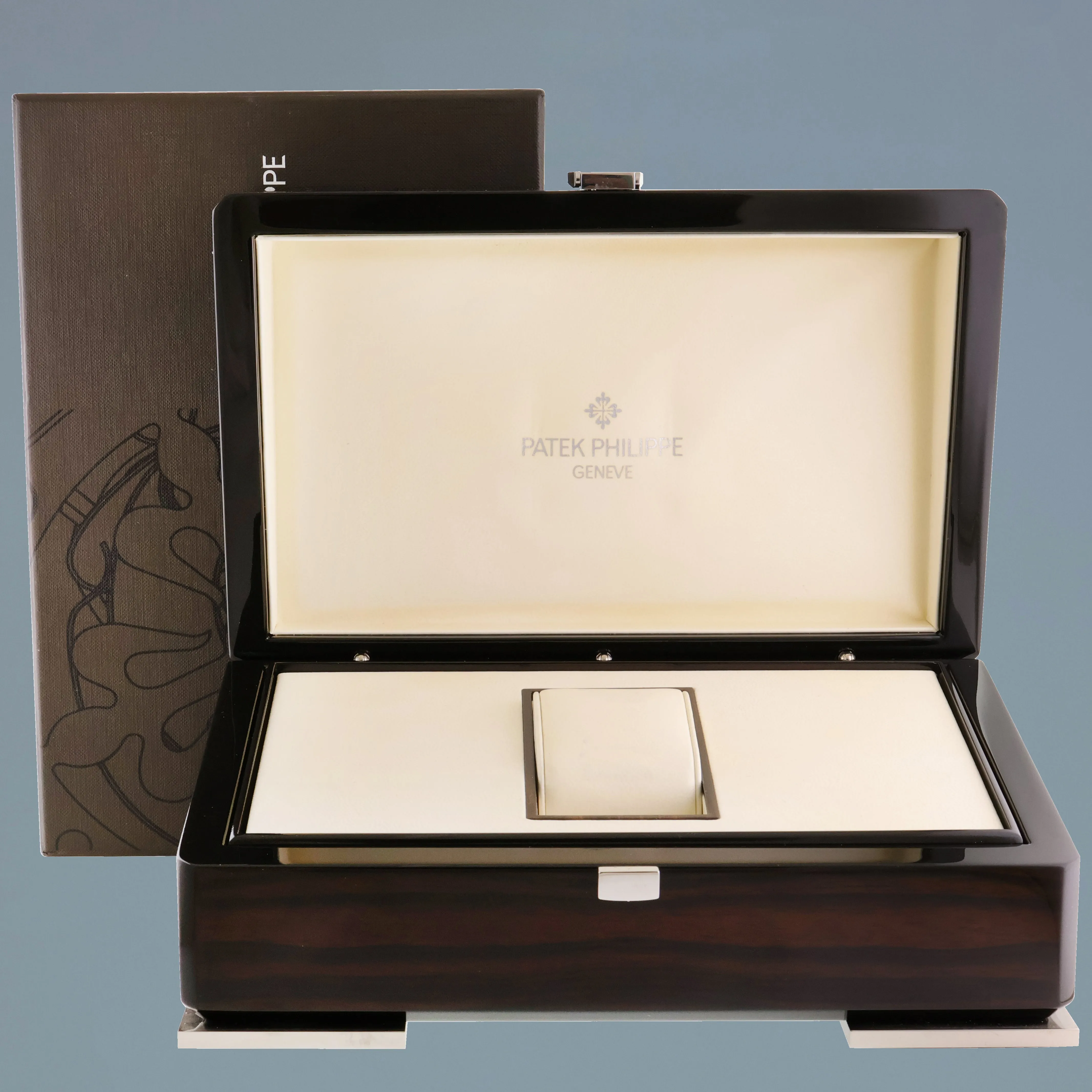 2022 PAPERS Patek Philippe 5205G White Gold Annual Calendar Moon Phase Blue Watch