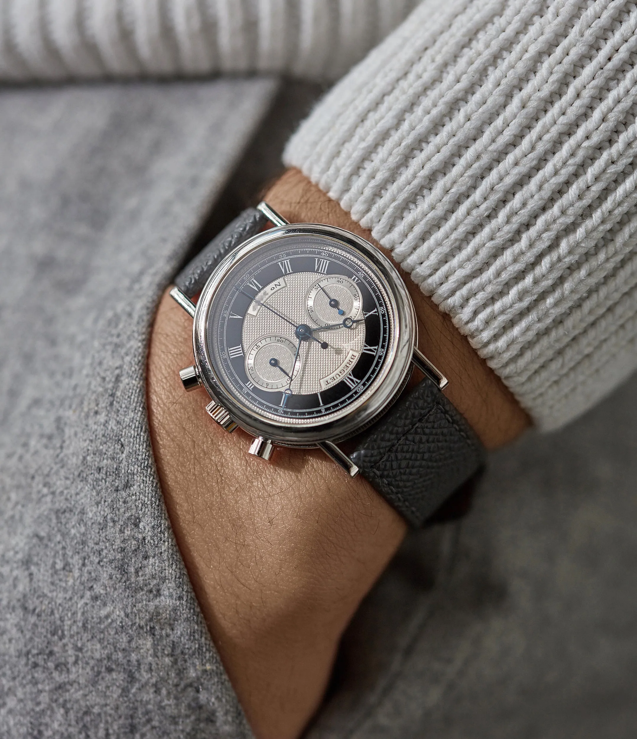 3237 | Tuxedo Dial | White Gold