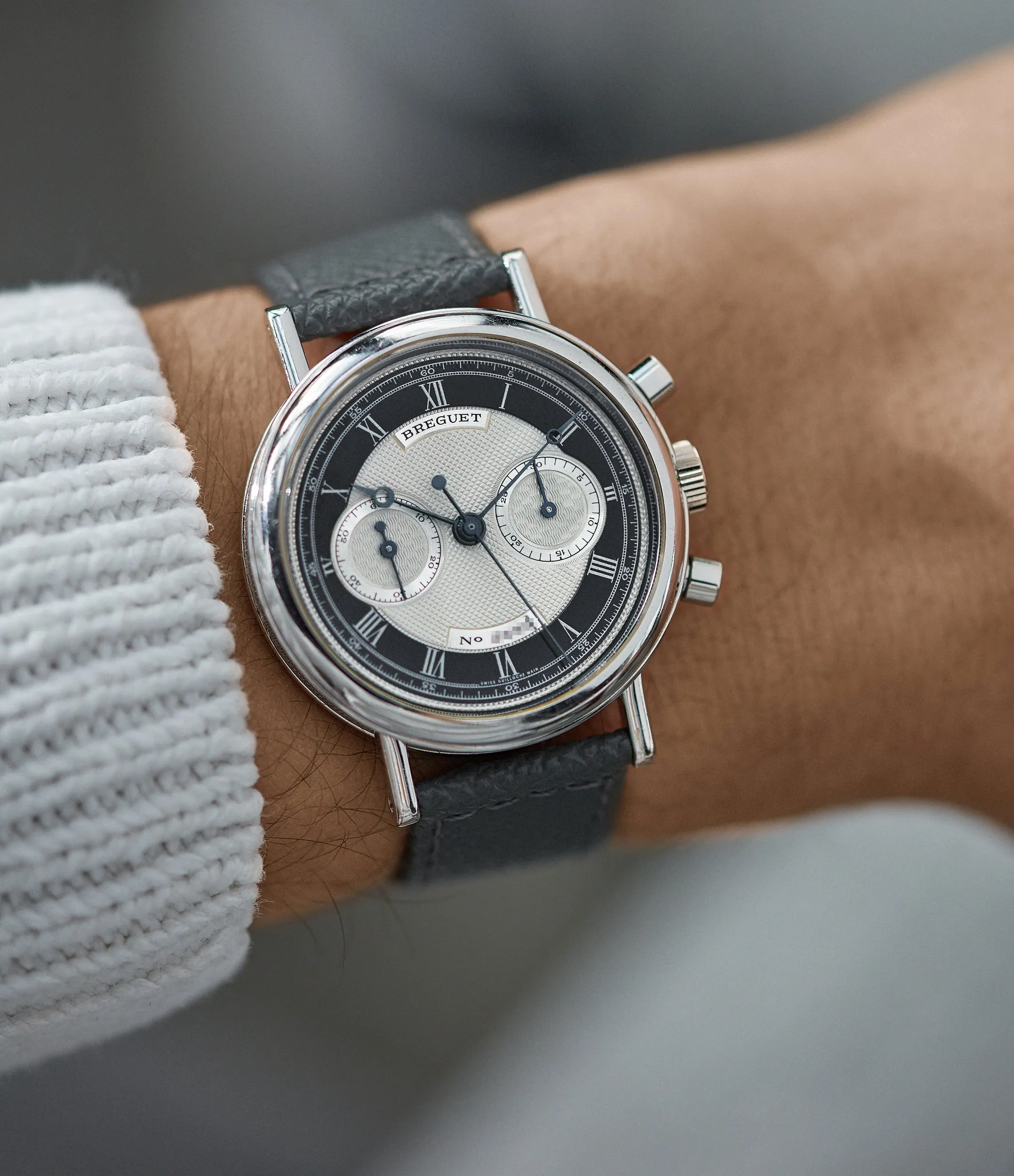 3237 | Tuxedo Dial | White Gold