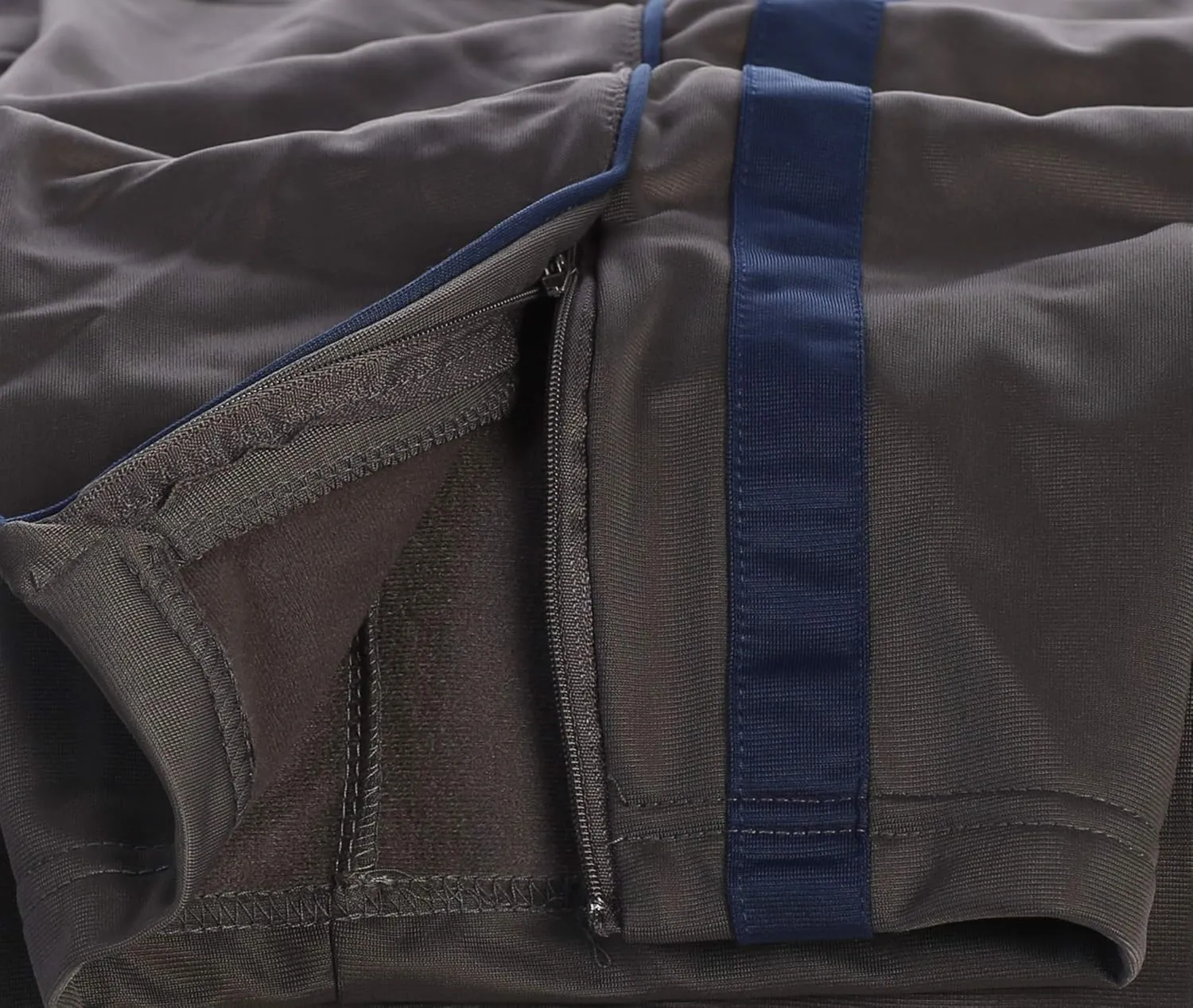 Gioberti Boys Track Jogger Athletic Pants - with Zip Bottom