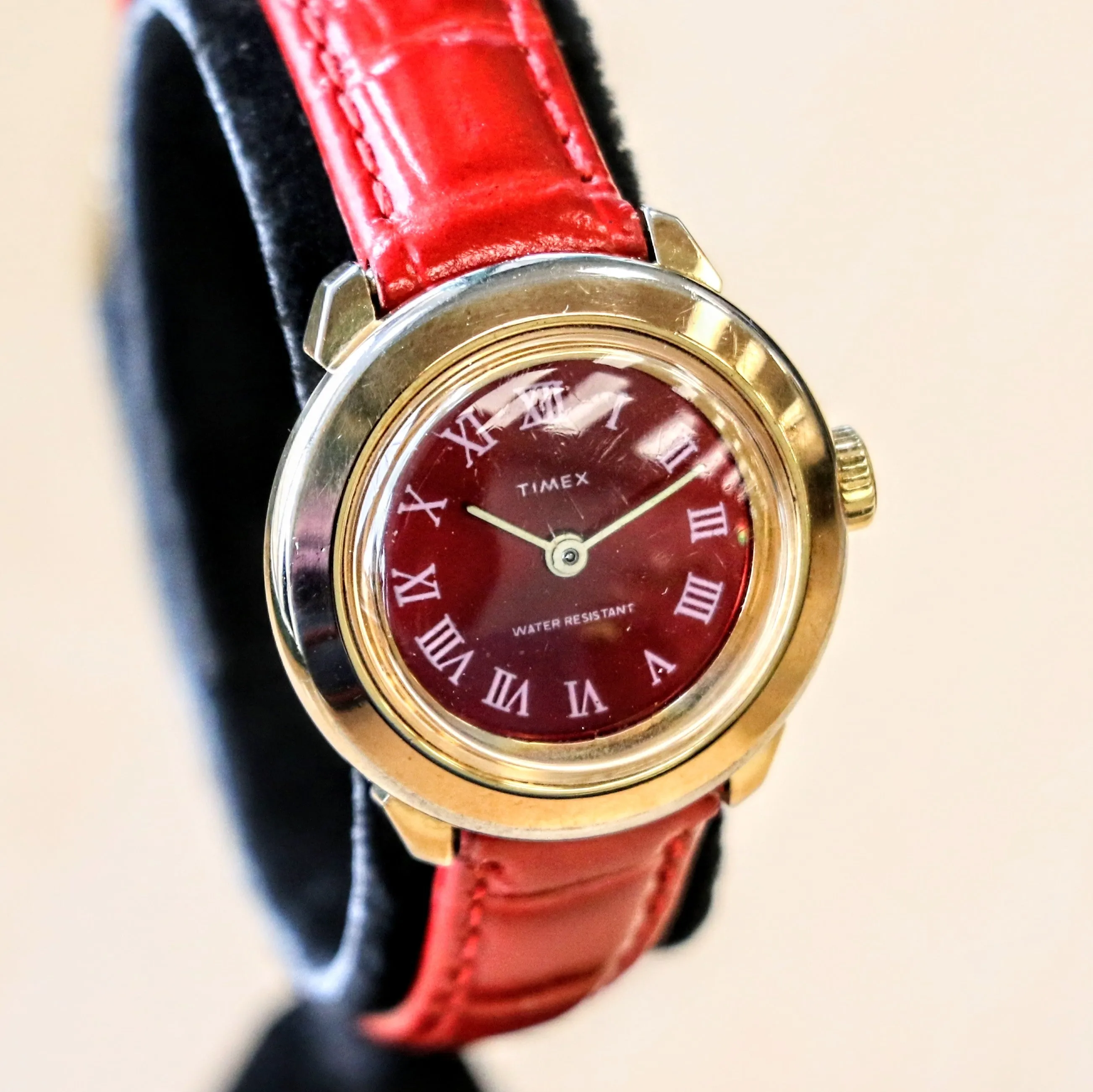 Ladies TIMEX Mechanical Watch Red Dial Vintage Wristwatch 26mm Water Resistant