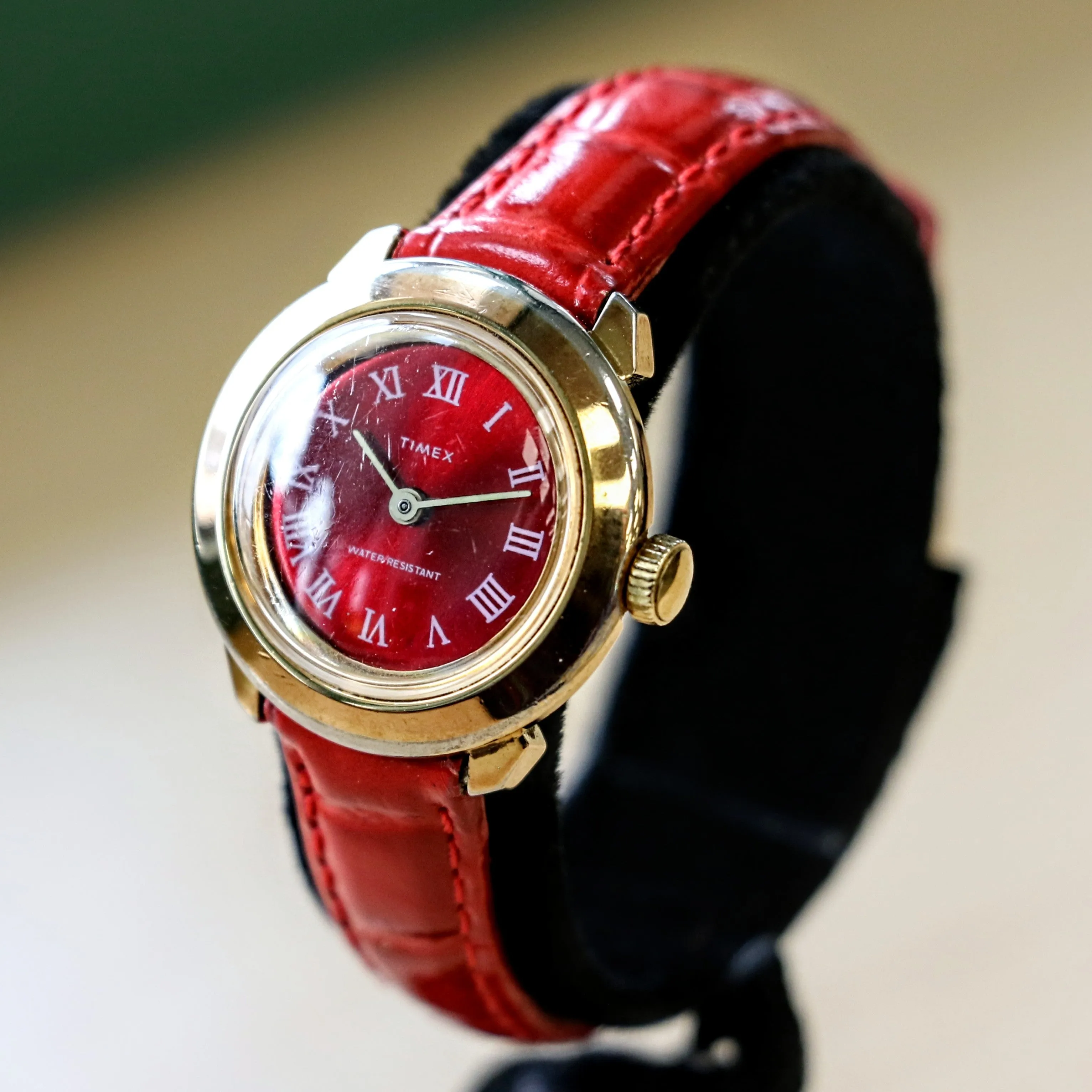 Ladies TIMEX Mechanical Watch Red Dial Vintage Wristwatch 26mm Water Resistant