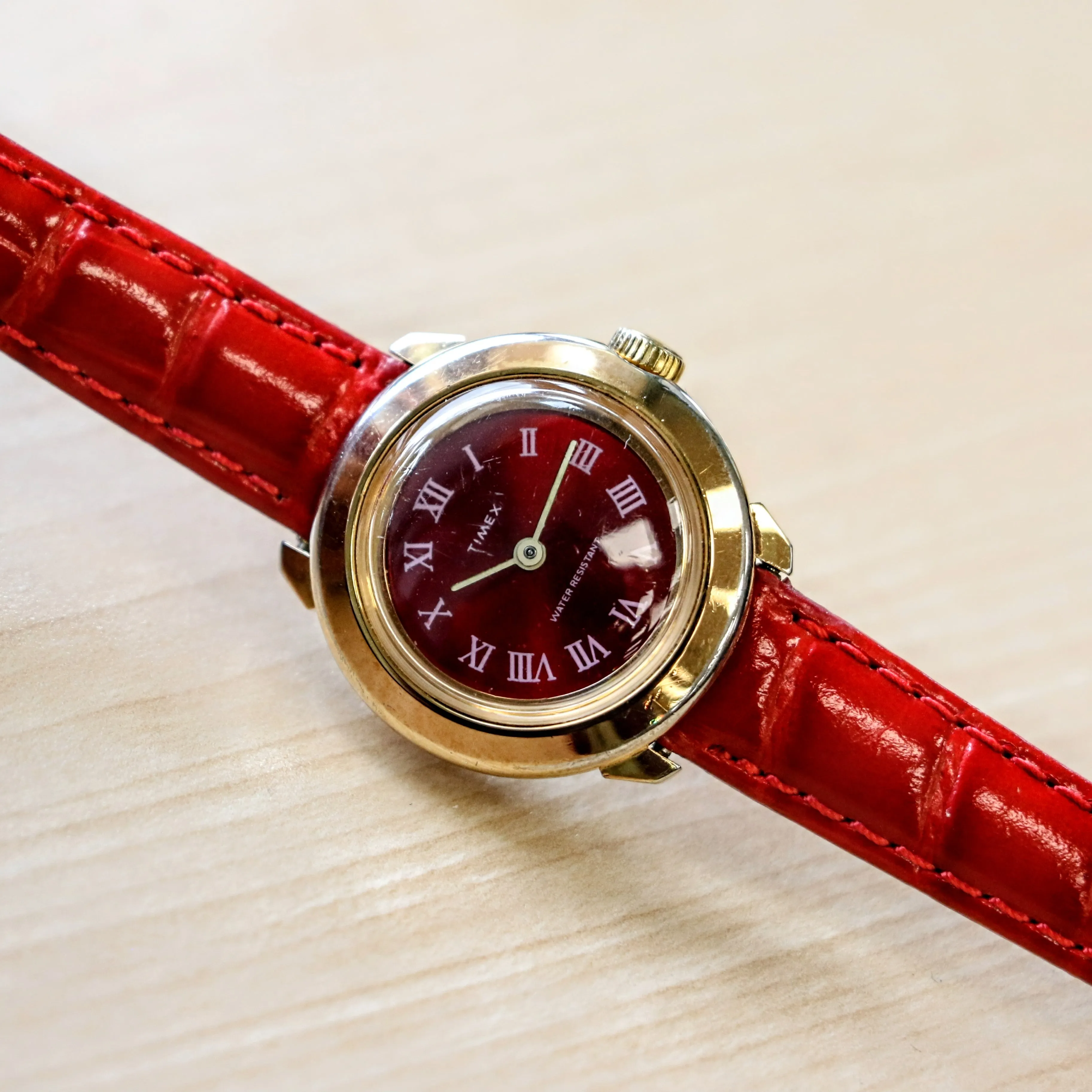 Ladies TIMEX Mechanical Watch Red Dial Vintage Wristwatch 26mm Water Resistant