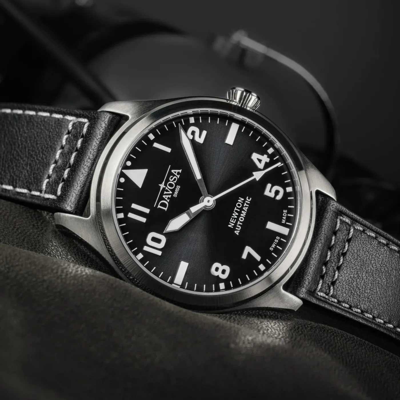 Newton Automatic 40mm Black Black Pilot Watch 16153055