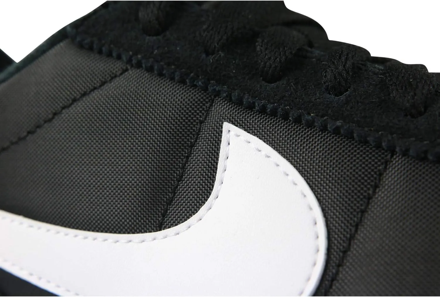 Nike Boy's Competition Running Shoes Sneaker, 27