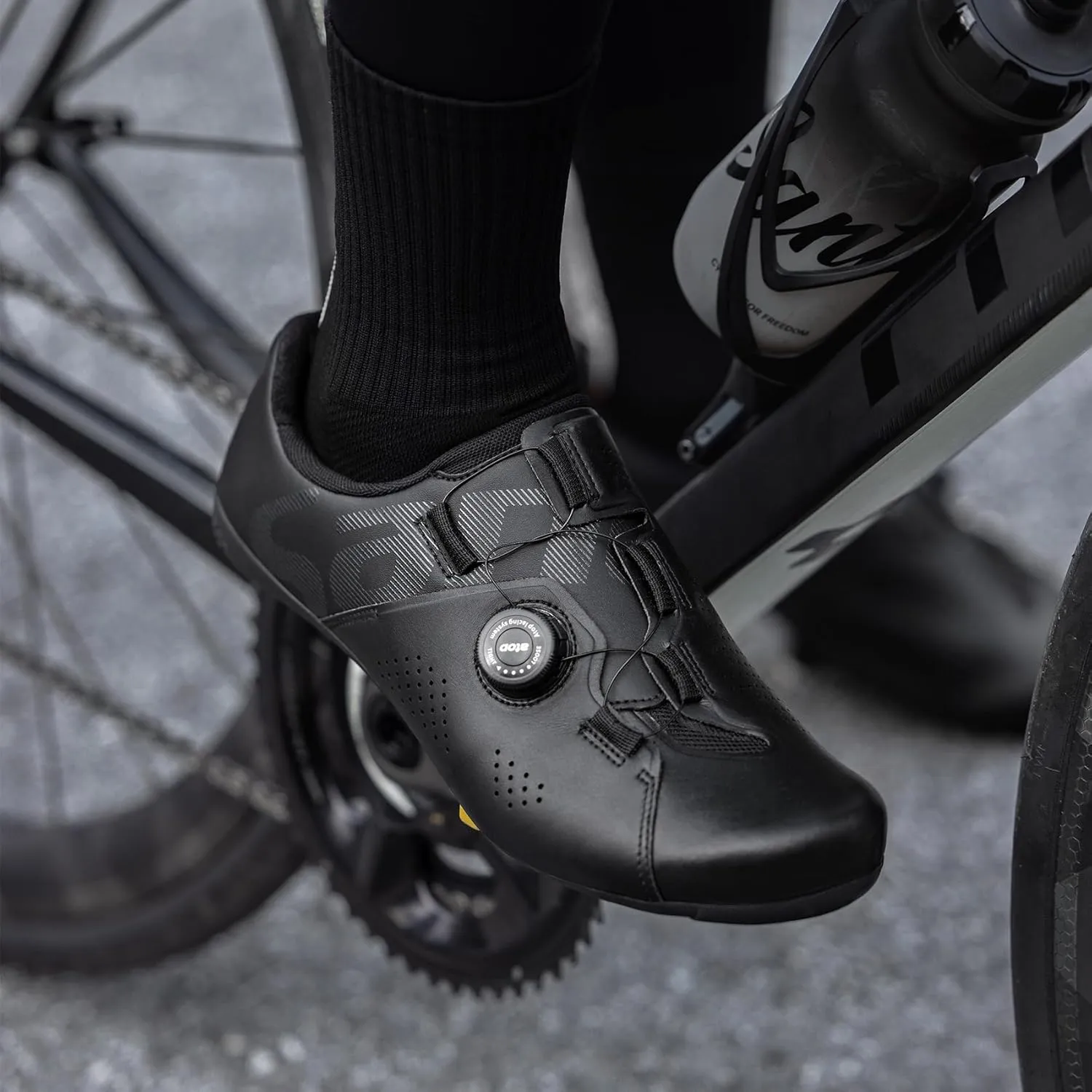 Santic Unisex Cycling Shoes Bike Shoes Indoor Classic Riding Shoes Suitable for Look Delta