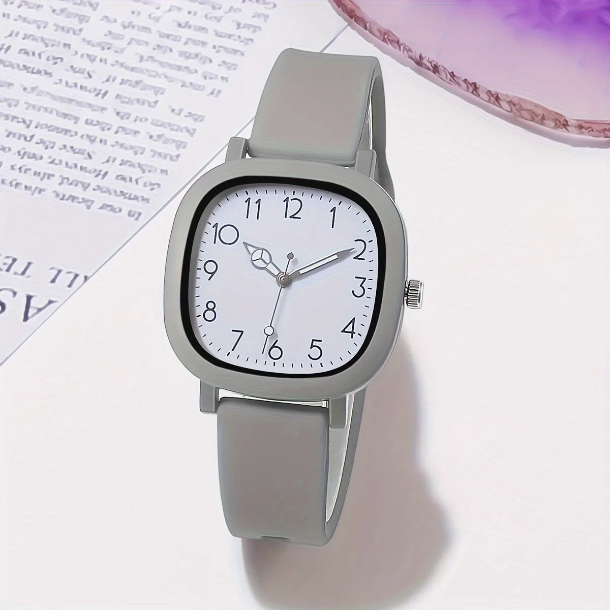 Womens Fashion Macaroon Silicone Quartz Watch  Casual Wear