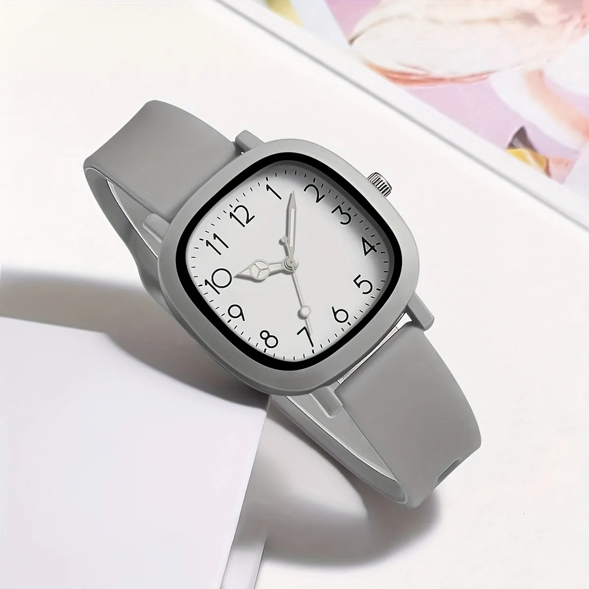 Womens Fashion Macaroon Silicone Quartz Watch  Casual Wear